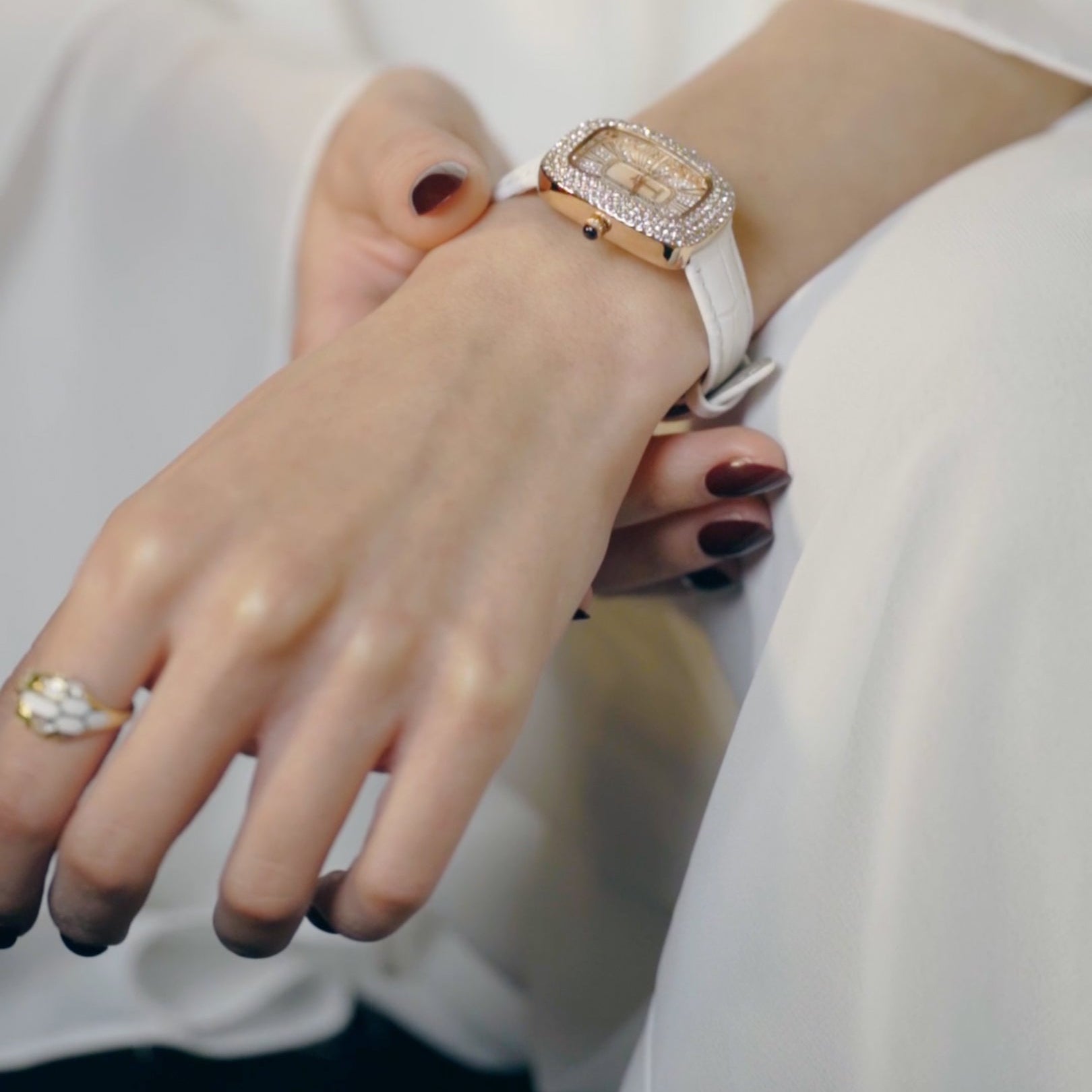 Rainy – Ivory Edition